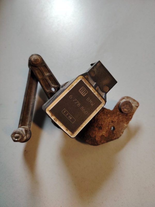 E60 TASONSÄÄDÖN ANTURI, TAKA