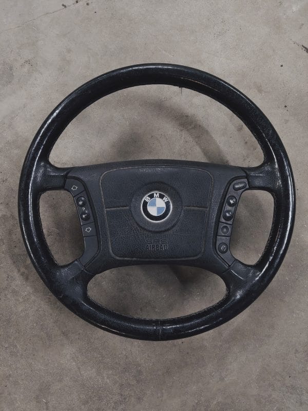 BMW E39 monitoimiratti