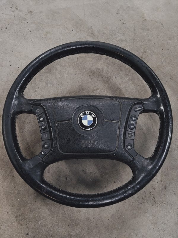 BMW E39 monitoimiratti