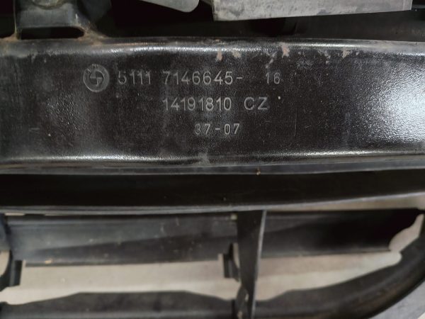 BMW E90 etukehikko tukiraudalla - Image 2
